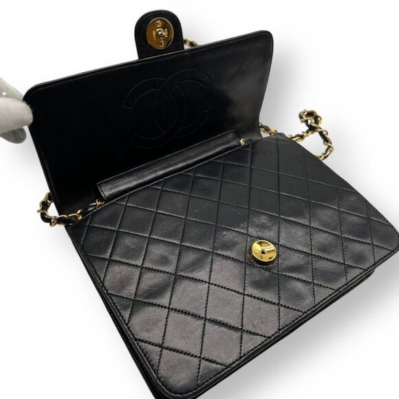 Authentic CHANEL 24K Timeless Classic Vintage Small Single Flap Bag Chain Purse - Picture 14 of 16